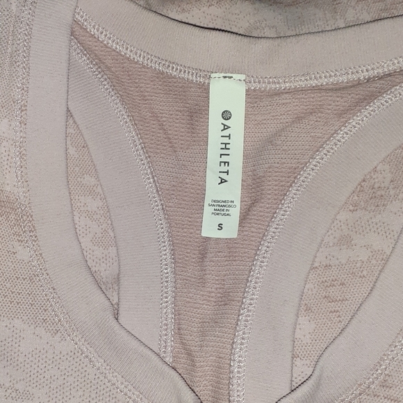 Athleta Momentum Camo Tank In Delicate Pink Size S - Picture 9 of 12
